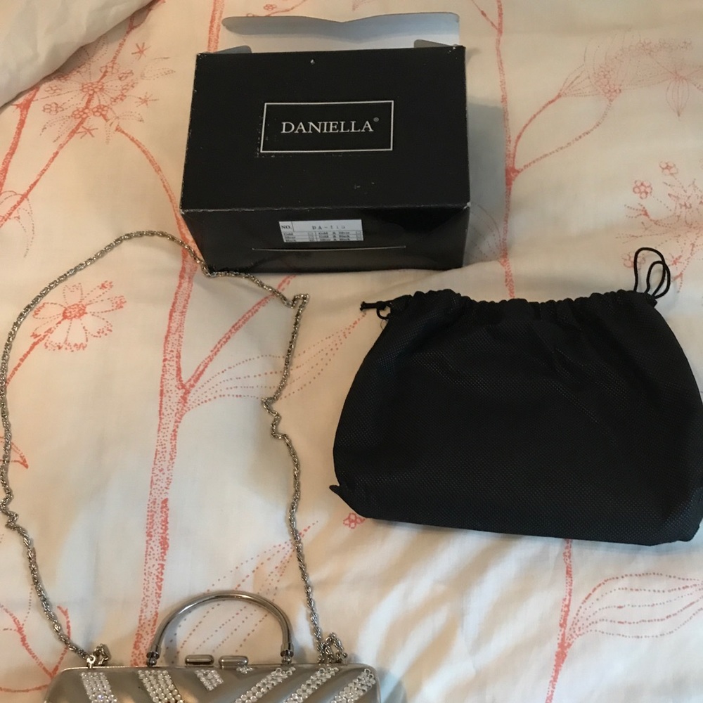 Daniella pocket book